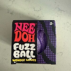Fuzz Ball Wonder Waves - Purple